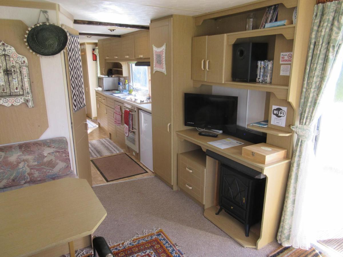 'The Cabin'. A Cosy Private & Secure Holiday Home. Padeswood Eksteriør bilde